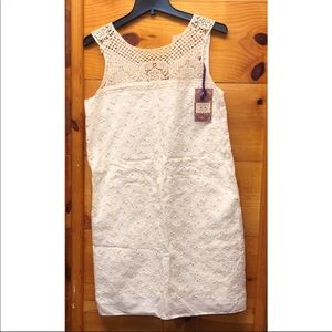 Chelsea & violet lace dress